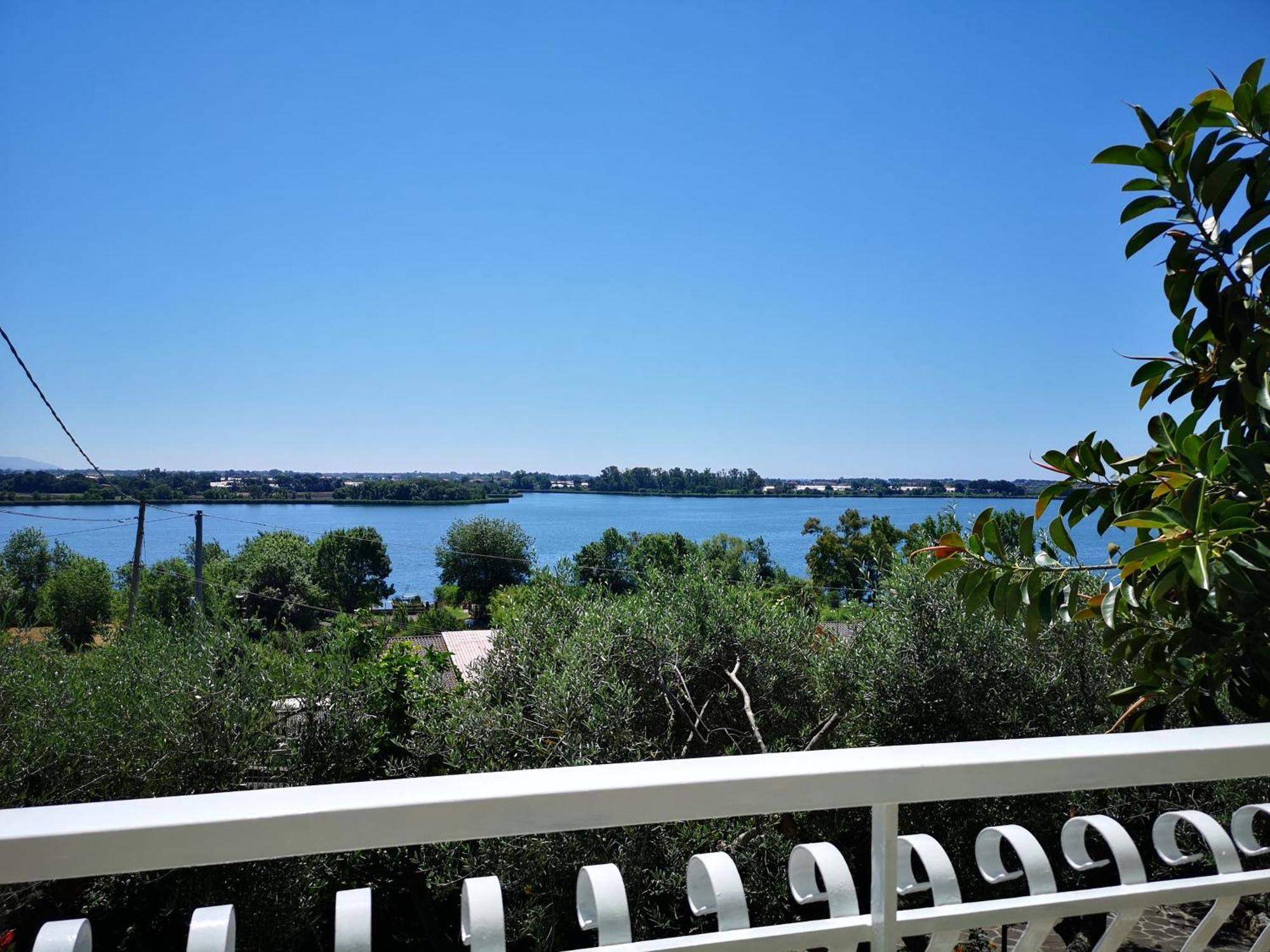 Sul Lago Dorato Terracina Rom bilde